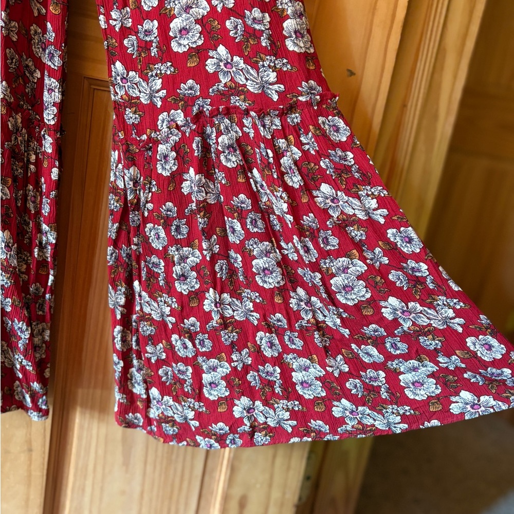 American Eagle Outfitters Boho Cottagecore Floral Jumpsuit with Flare Leg. 2 - Picture 8 of 13